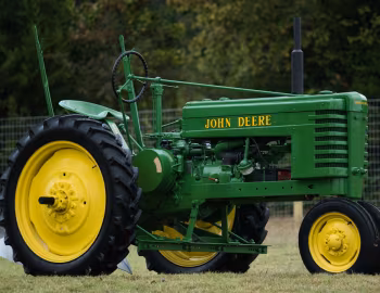 John Deere H '10.1938–02.1947