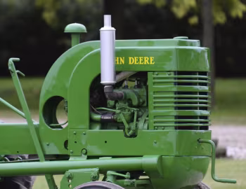 Sob o capô John Deere L '08.1938–06.1946