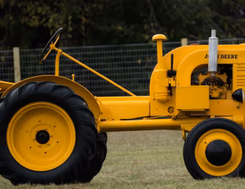 1942–46 John Deere LI