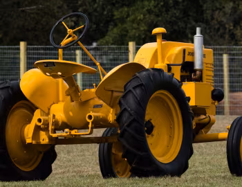 1942–46 John Deere LI