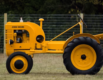 1942–46 John Deere LI