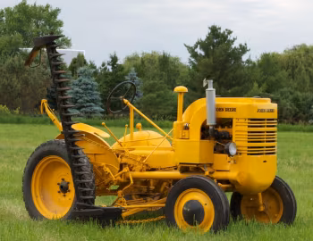 1942–46 John Deere LI