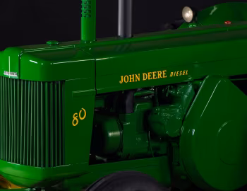 Під капотом John Deere Model 80 Diesel '06.1955–07.1956