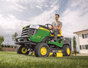 John Deere X166R '2018–pr.