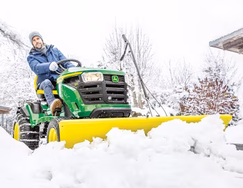 John Deere X167 '2021–pr.