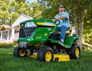 John Deere X330 '2016–pr.