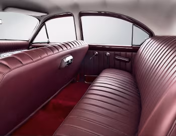 Interior 1951 Kaiser DeLuxe Golden Dragon (K-512-1D)