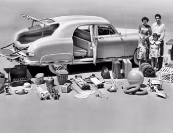 1949 Kaiser DeLuxe Vagabond 4-door Utility Sedan (K4925)
