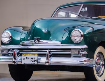 1949 Kaiser DeLuxe Vagabond 4-door Utility Sedan (K4925)