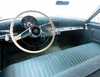 Передня панель 1953 Kaiser Dragon Sedan (K5301)
