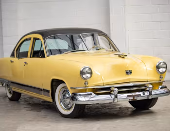 1953 Kaiser Dragon Sedan (K5301)