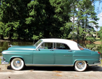 1951 Frazer Manhattan Hardtop Sedan (F5161) '08.1950–51