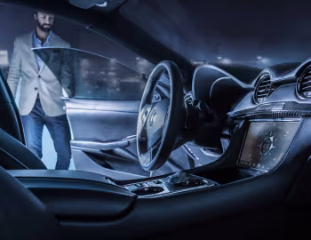 Інтэр'ер 2017–21 Karma Revero '2016–21