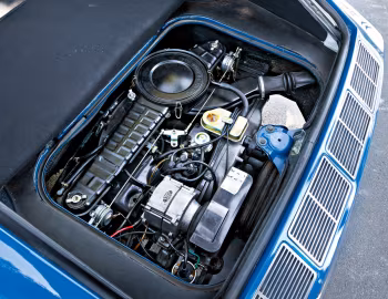 Bajo el capó Volkswagen Karmann Ghia TC (Typ 145) '1972–75