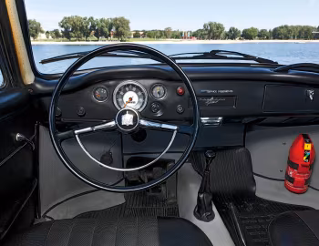Panel frontal Volkswagen Karmann Ghia TC (Typ 145) '1972–75