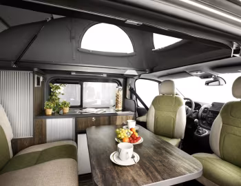 Intérieur 2015–17 Karmann Mobil Colibri 499 '2014–17