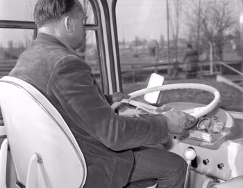 Передня панель Škoda 706 RTO Prototyp №1 '1956