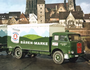 MAN 10.212 F mit Kässbohrer Kofferaufbau '1963–65