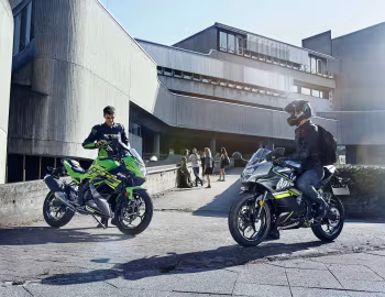 Kawasaki Ninja 125 [EU-spec] '2018–pr.