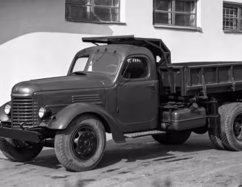 КАЗ-585Б/В '04.1952–59