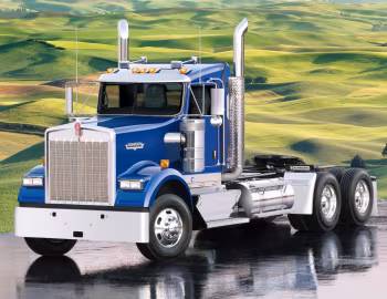 Kenworth W900B '2005–н.ч.