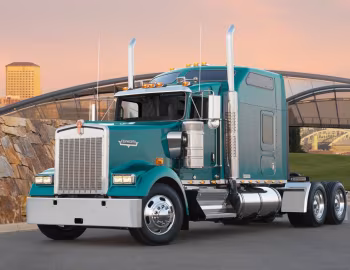 Kenworth W900L '2005–pr.