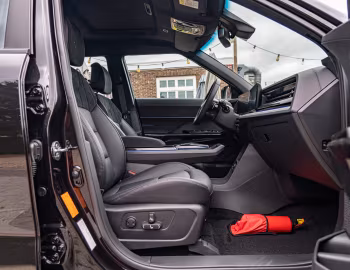 Interior KGM Musso EV Black Edge [EU-spec] '2025–pr.