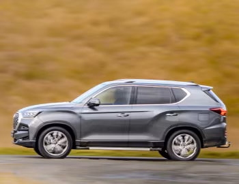 KGM Rexton [UK-spec] '2024–pr.