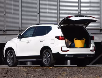 KGM Rexton Commercial [UK-spec] '2025–pr.