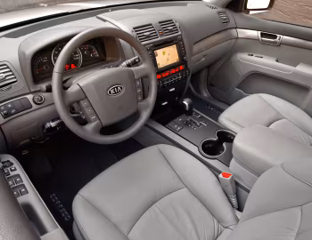 Интерьер 2009–11 Kia Borrego (HM) '2008–11