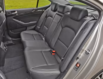 Интерьер 2014–16 Kia Cadenza [North America] (VG) '2013–16