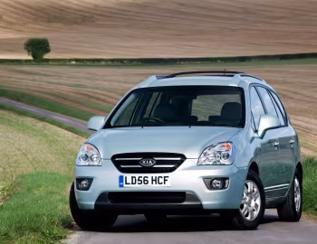 Kia Carens [UK-spec] (UN) '2006–10