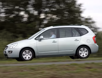 Kia Carens [Worldwide] (UN) '04.2006–10