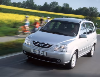 Kia Carens '03.2002–04.2006