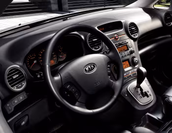 Торпедо Kia Carens [Worldwide] (UN) '04.2006–10