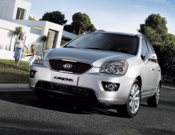 Kia Carens (UN) '2010–12