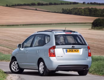 Kia Carens [UK-spec] (UN) '2006–10