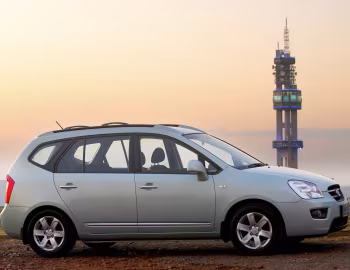 Kia Carens [South Africa] (UN) '07.2007–11.2009