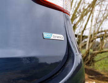 Kia Carens EcoDynamics [UK-spec] (RP) '2016–18