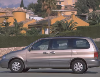 Kia Carnival [Worldwide] (GQ) '02.2001–06.2003