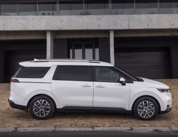 Kia Carnival 8-seater [South Africa] (KA4) '2023–24