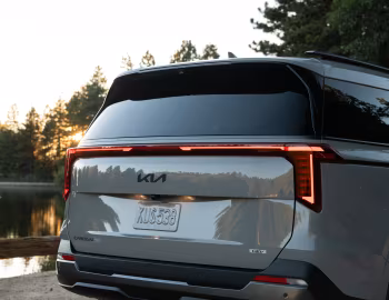 2025–pr. Kia Carnival HEV Dark Edition [North America] (KA4) '2024–pr.