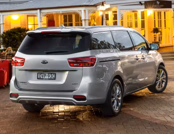 Kia Carnival Platinum [Australia] (YP) '2018–21