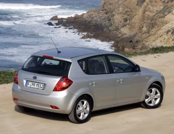 Kia cee'd [Worldwide] (ED) '2007–09