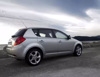 Kia cee'd [Worldwide] (ED) '2007–09