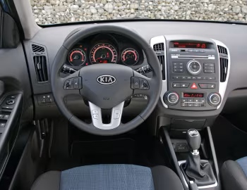 Торпедо Kia cee'd [Worldwide] (ED) '2009–12