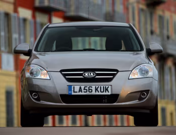 Kia cee'd [UK-spec] (ED) '2007–09