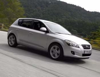 Kia cee'd [Worldwide] (ED) '2007–09