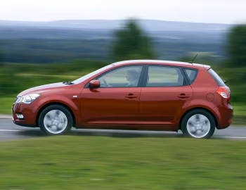 Kia cee'd EcoDynamics [UK-spec] (ED) '2009–12