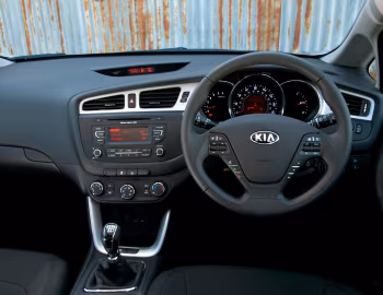 Торпедо Kia cee'd EcoDynamics [UK-spec] '2012–15